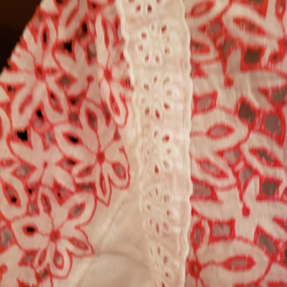 Gorgeous blouse - Picture 3 of 9